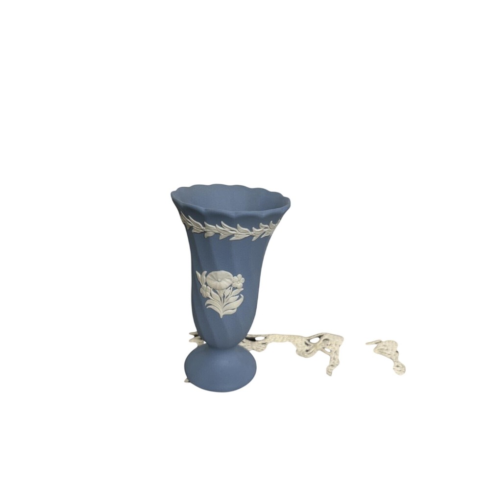 🏺✨ Wedgwood Jasperware Light Blue Flared Trumpet Vase w/ Pedestal Foot